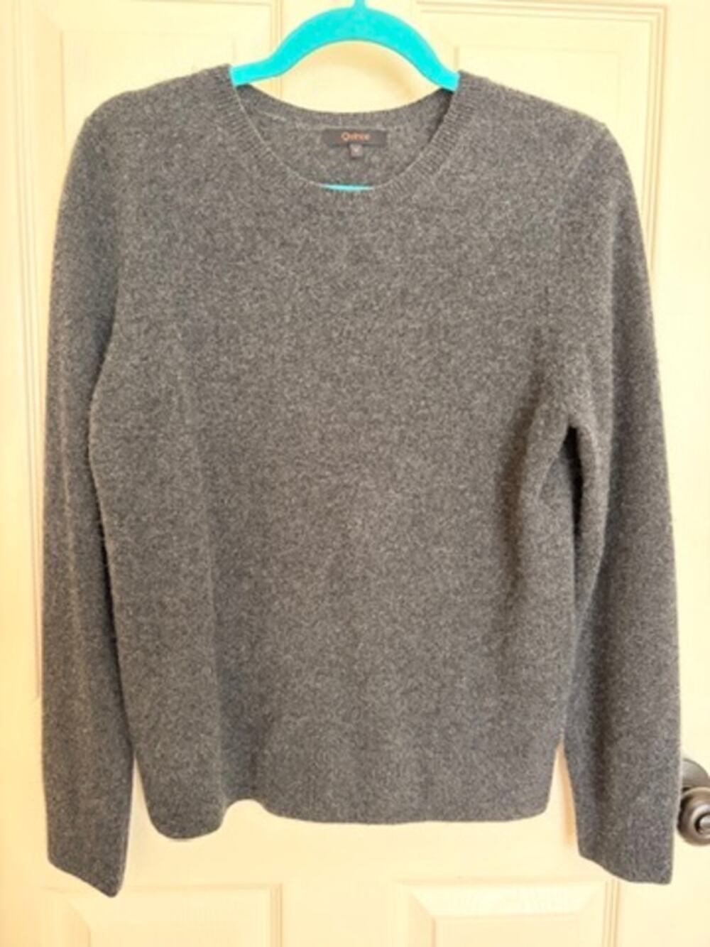 Quince 100% Mongolian Cashmere Crewneck Sweater Gray size M